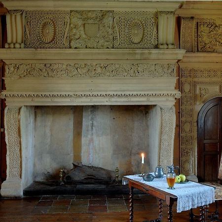 Chateau De Lanquais Bed and Breakfast Buitenkant foto